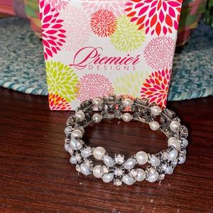 NWOT Premier Designs Gem/Pearl Stretch Bracelet